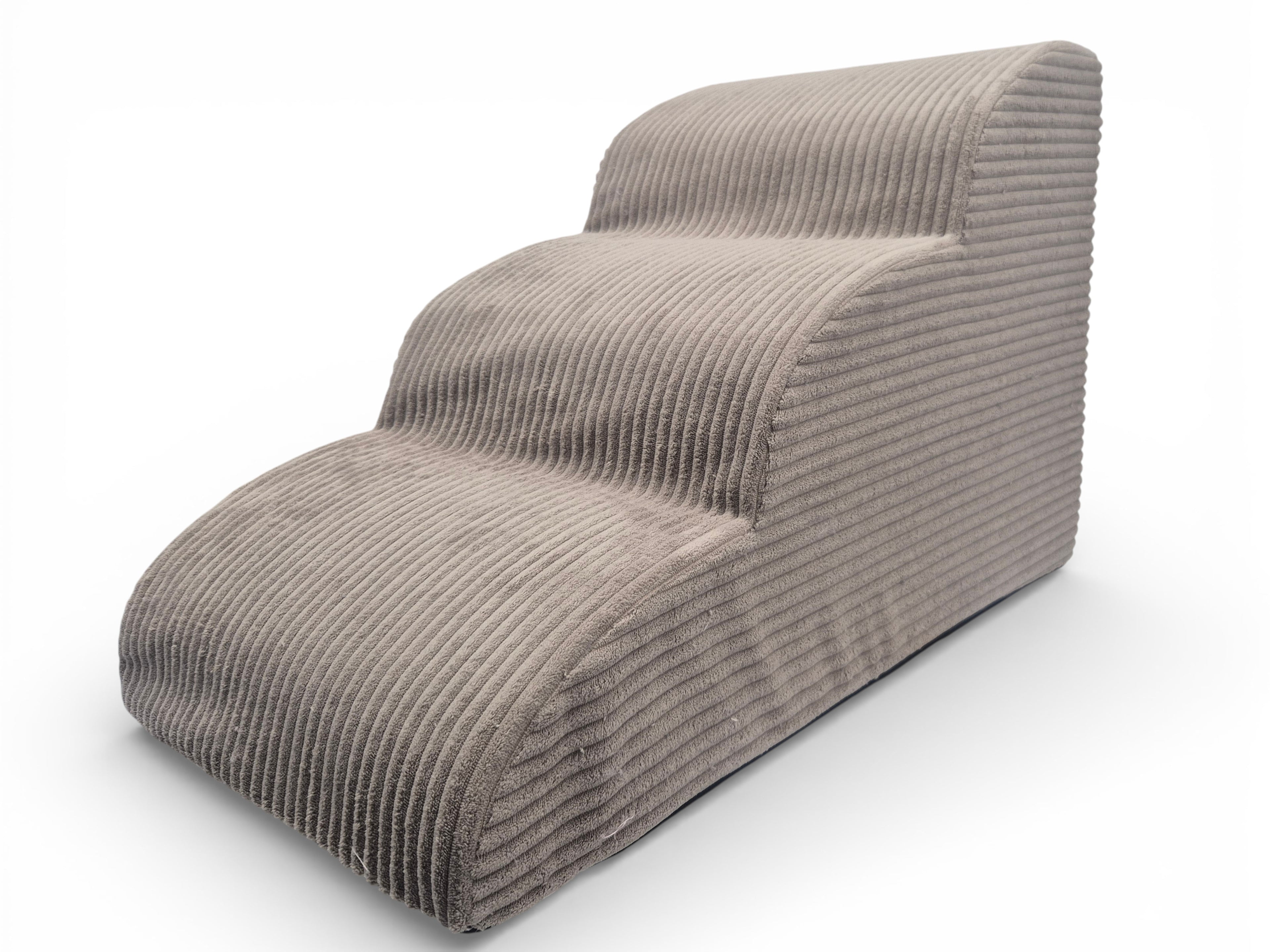 ŁAGODNE SCHODKI DLA PSA RAMPA PODEST 3 STOPNIE WYS 40 CM. SZEROKIE - 35 CM - BEŻOWY